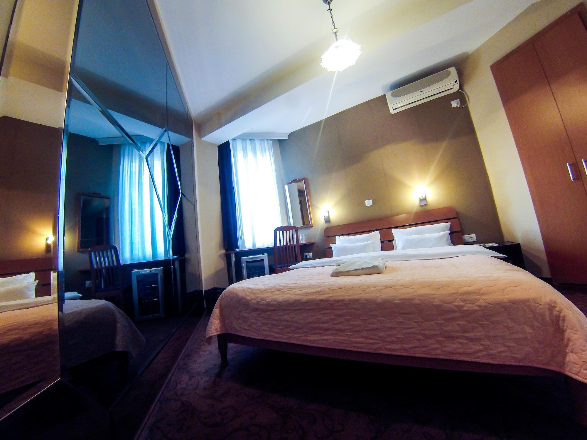 Hotel Orange Inn สโกเปีย ภายนอก รูปภาพ